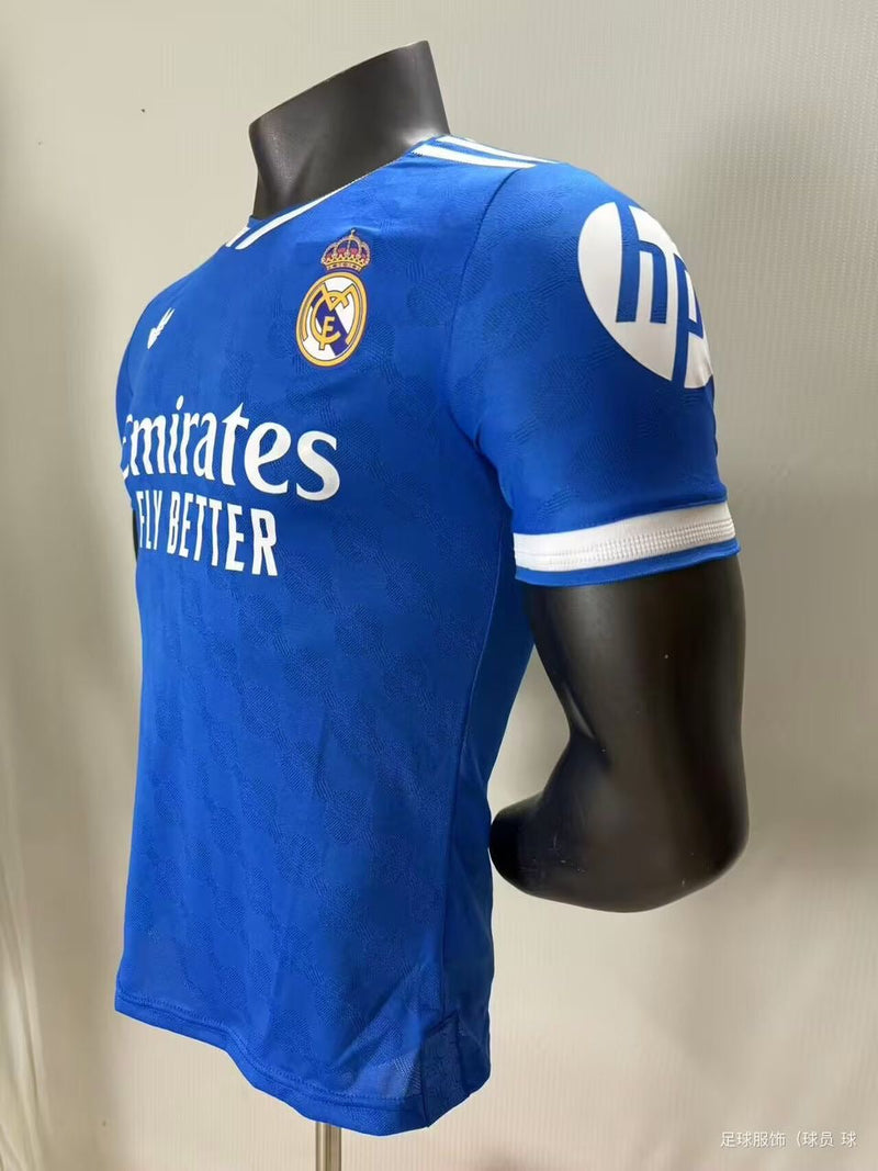 REAL MADRID III 25/26 HOMBRE (VERSIÓN JUGADOR)