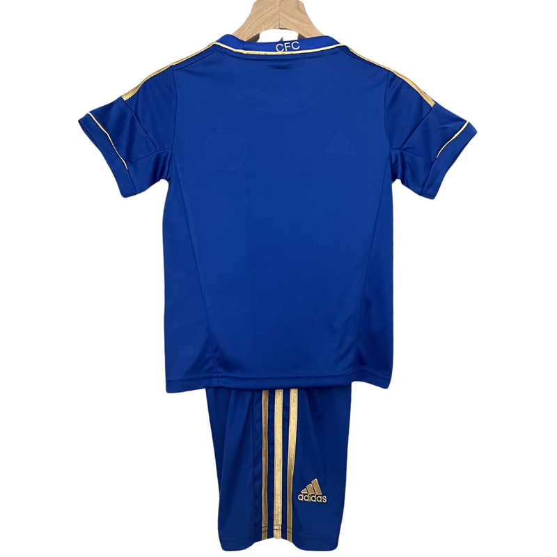 CAMISETA CHELSEA I 12/13 CONJUNTO INFANTIL (RETRO)