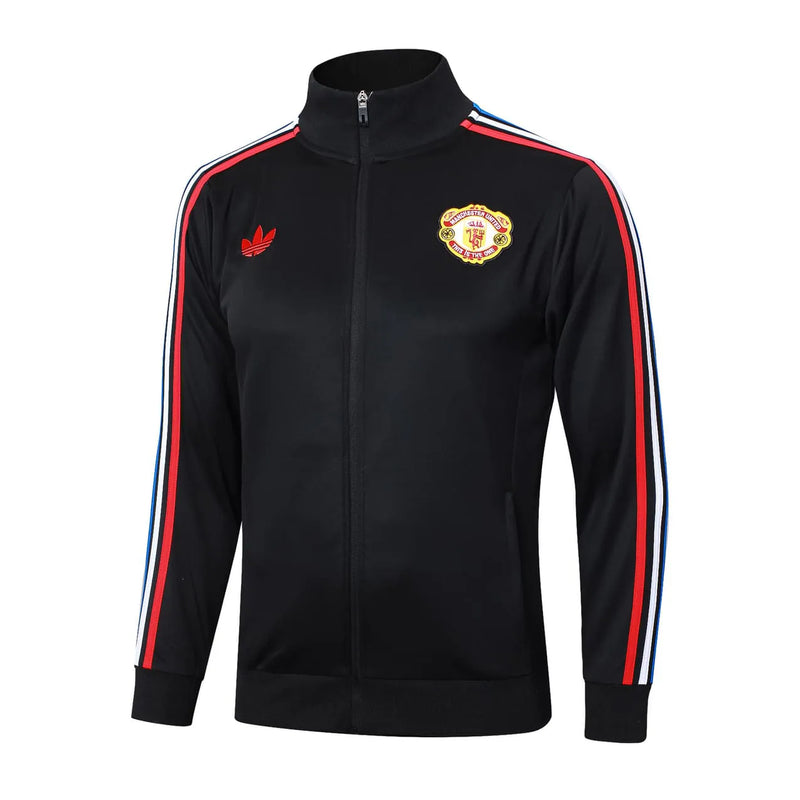 Chándal Manchester United, Chándal Adidas Manchester United, Chándal Manchester United negro, Ropa deportiva Manchester United, Chándal Manchester United 24/25, Chándal Adidas Manchester United, Chándal Manchester United oficial, Chándal Adidas con logo Manchester United, Chándal Manchester United para entrenar, Chándal Manchester United 2024, Chándal Adidas Manchester United para fanáticos, Chándal Manchester United para entrenamiento, Chándal deportivo Manchester United, Chándal Manchester United Adidas, 