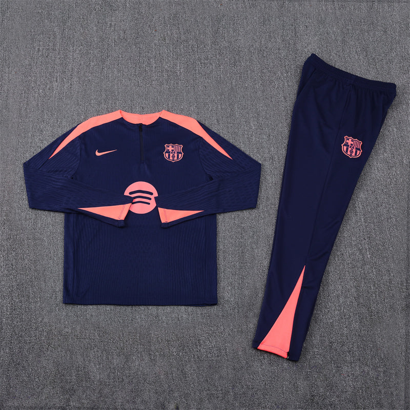 conjunto Barcelona entrenamiento 24/25, conjunto largo Barcelona hombre, conjunto Barcelona entrenamiento azul marino, conjunto Barcelona hombre 2025, conjunto deportivo Barcelona, conjunto entrenamiento Barcelona 24/25, conjunto Barcelona 24/25, conjunto de entrenamiento fútbol Barcelona, conjunto largo Barcelona hombre azul marino, conjunto Barcelona escudo, conjunto Barcelona granate, conjunto Barcelona 2025, conjunto largo entrenamiento Barcelona hombre, ropa entrenamiento Barcelona, conjunto Barcelona 