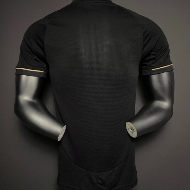LIVERPOOL EDICIÓN LIMITADA 25/26 HOMBRE (VERSIÓN JUGADOR)