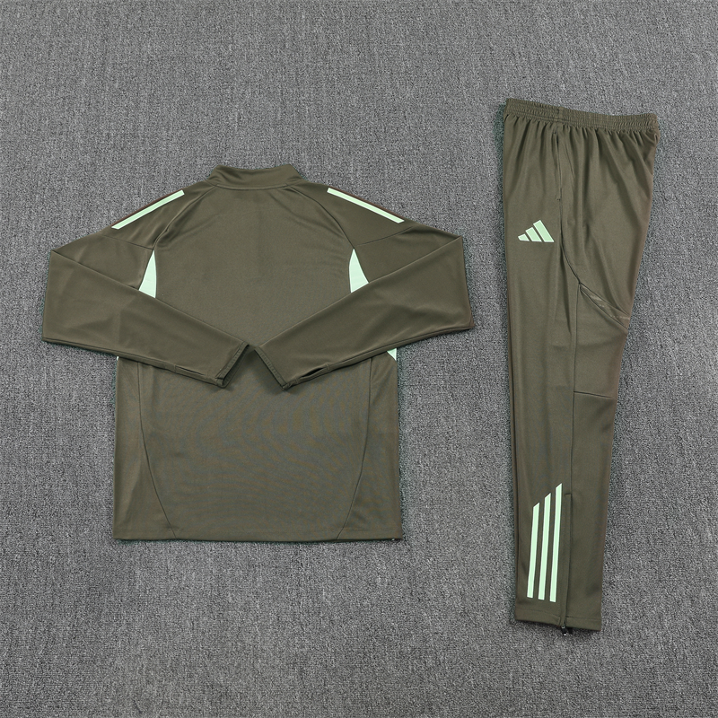 CONJUNTO LARGO REAL MADRID ENTRENAMIENTO 25/26 HOMBRE