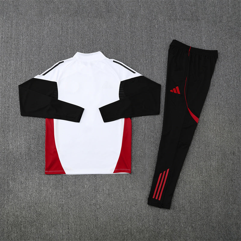 CONJUNTO LARGO MANCHESTER UNITED ENTRENAMIENTO 25/26 HOMBRE