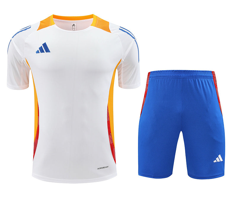 Camiseta y Pantalón Corto Adidas
