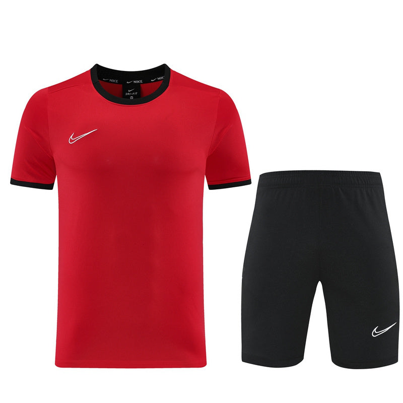 Camiseta y Pantalón Corto Nike
