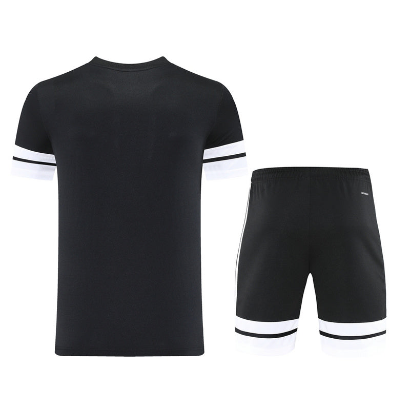 Camiseta y Pantalón Corto Adidas