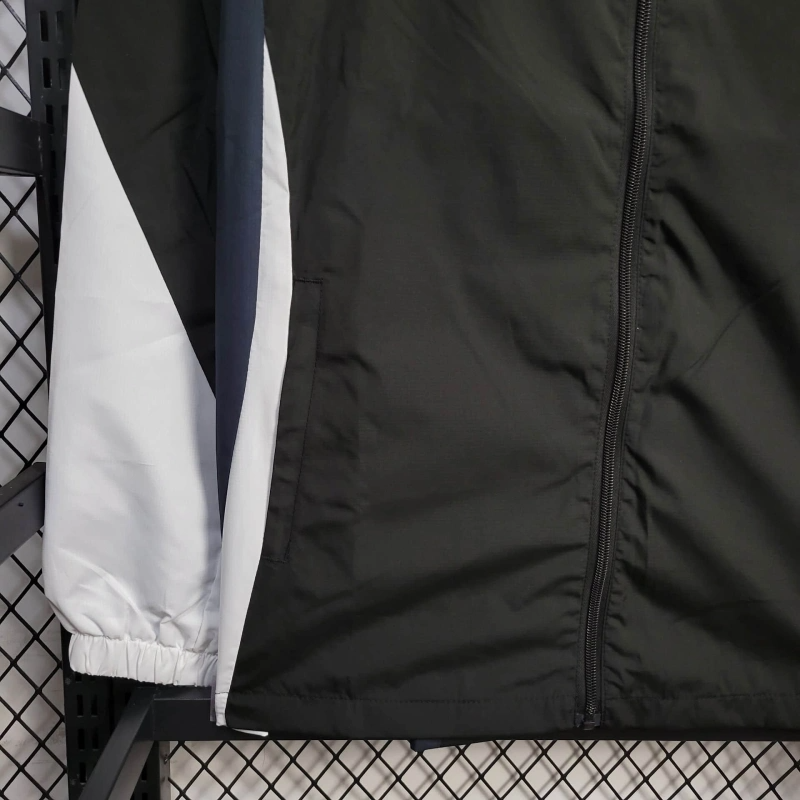 CHAQUETA CORTAVIENTOS NEWCASTLE 25/26 ✅