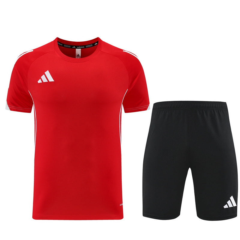 Camiseta y Pantalón Corto Adidas