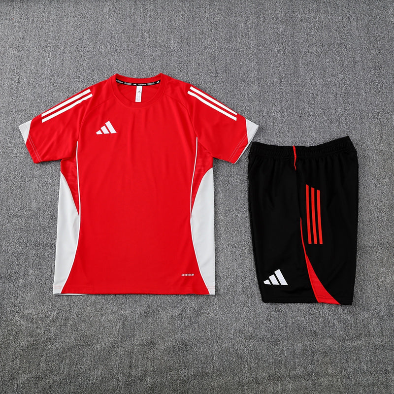 Camiseta y Pantalón Corto Adidas