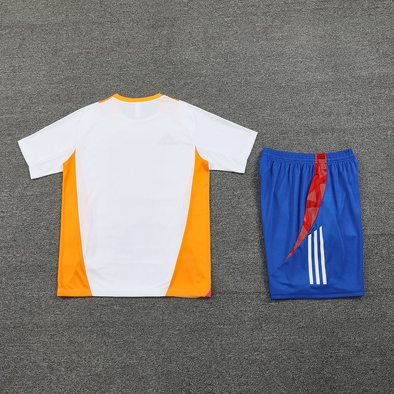 Camiseta y Pantalón Corto Adidas