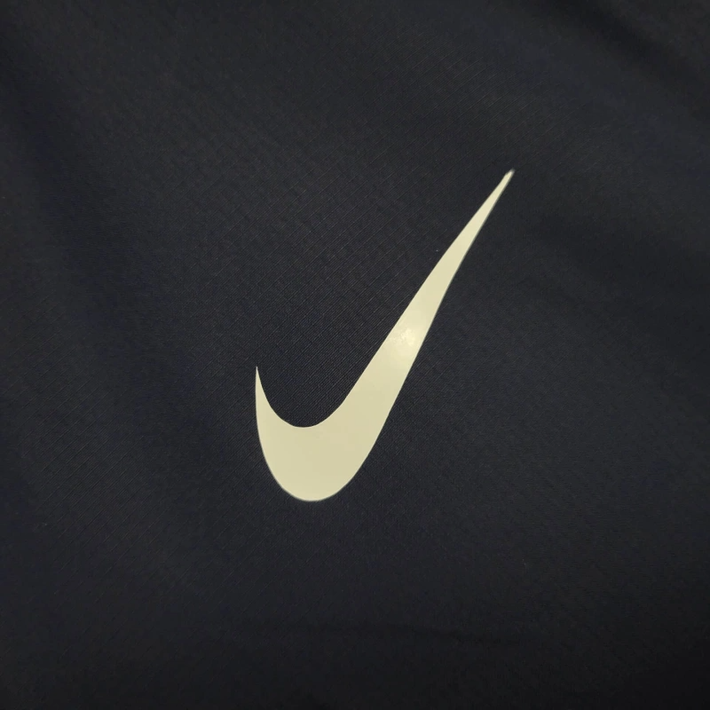 CHAQUETA CORTAVIENTOS TOTTENHAM 25/26 ✅