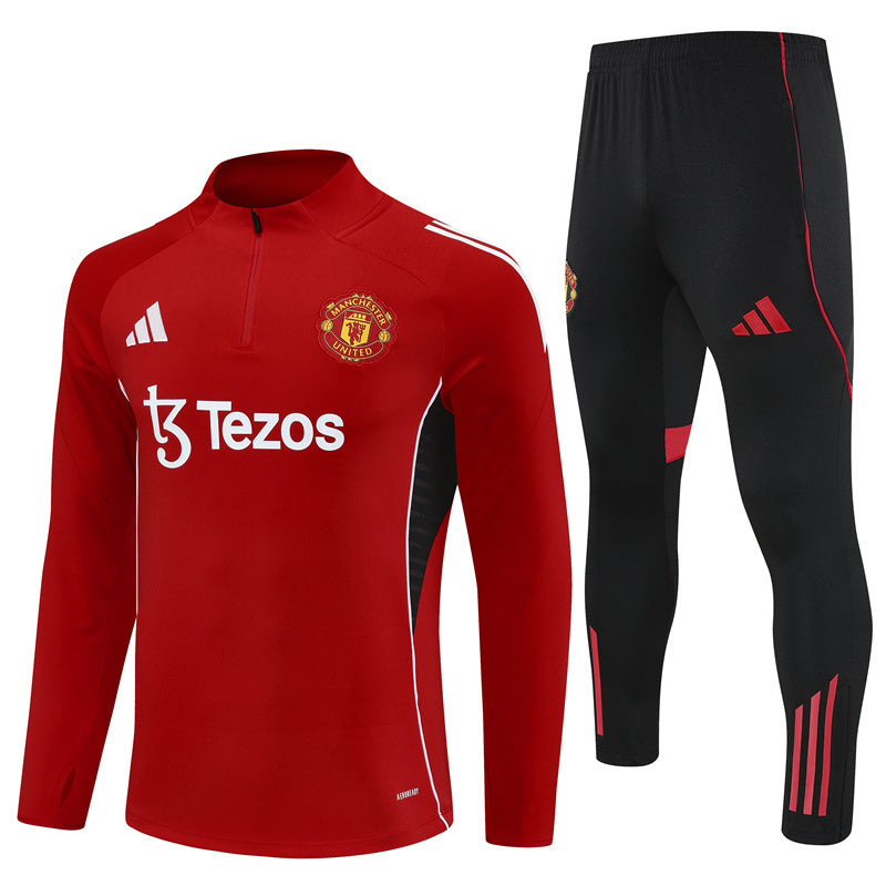 CONJUNTO LARGO MANCHESTER UNITED ENTRENAMIENTO 25/26 HOMBRE