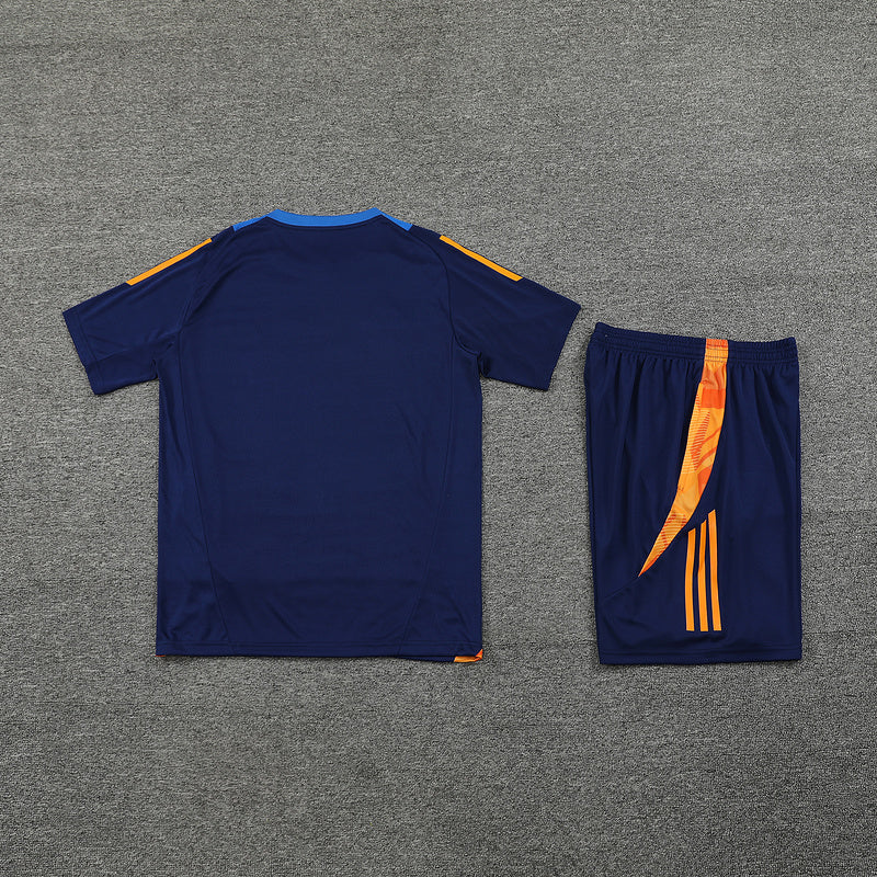 Camiseta y Pantalón Corto Adidas