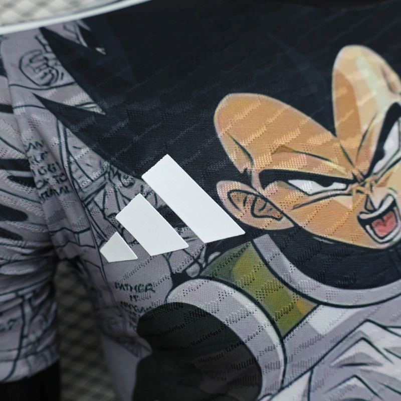 JAPÓN EDICIÓN ESPECIAL DRAGON BALL 25/26 HOMBRE (VERSIÓN JUGADOR)