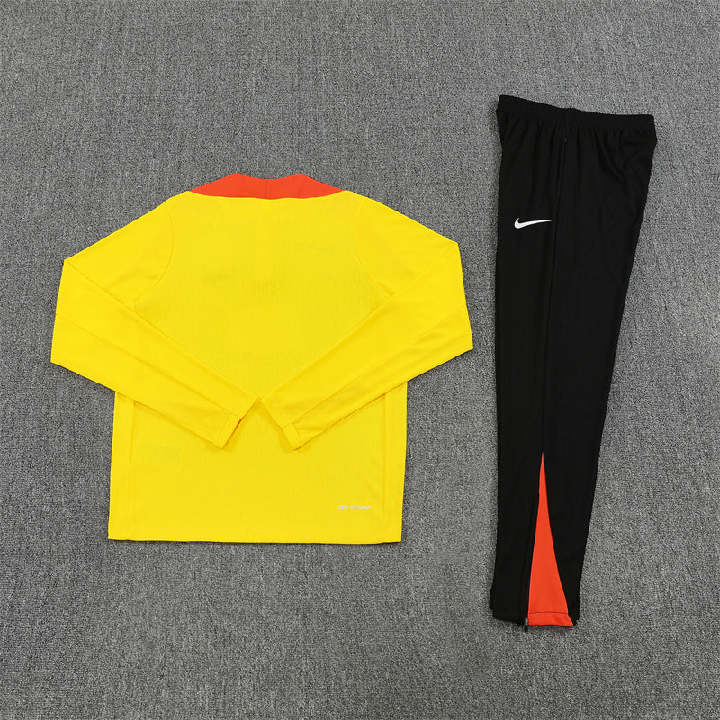 CONJUNTO LARGO BRASIL ENTRENAMIENTO 25/26 HOMBRE