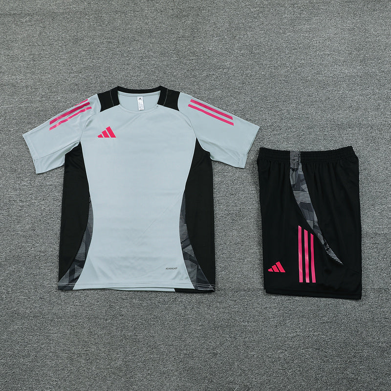 Camiseta y Pantalón Corto Adidas