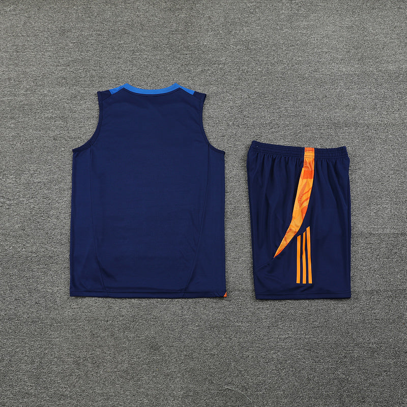 Camiseta Sin Mangas y Pantalón Corto Adidas