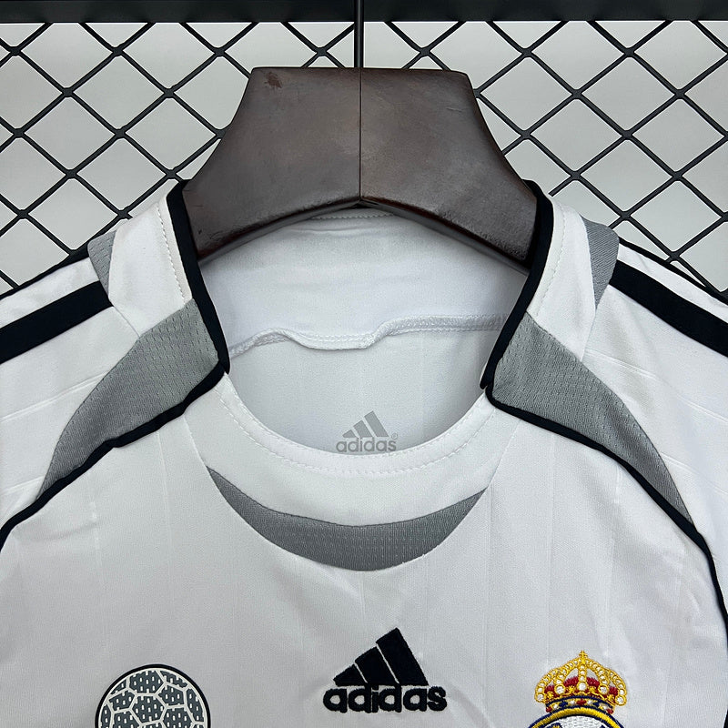 REAL MADRID I 06/07 CONJUNTO INFANTIL (RETRO)