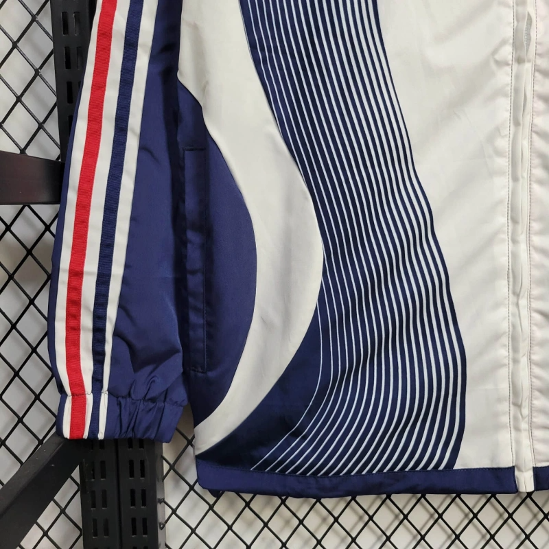 CHAQUETA CORTAVIENTOS FRANCIA RETRO ✅