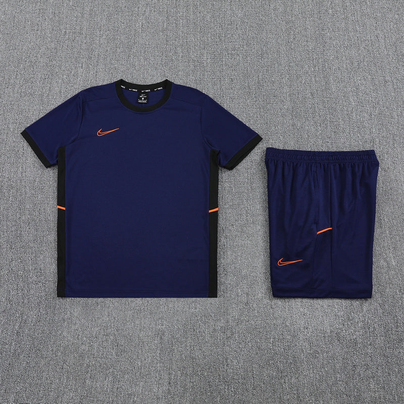 Camiseta y Pantalón Corto Nike
