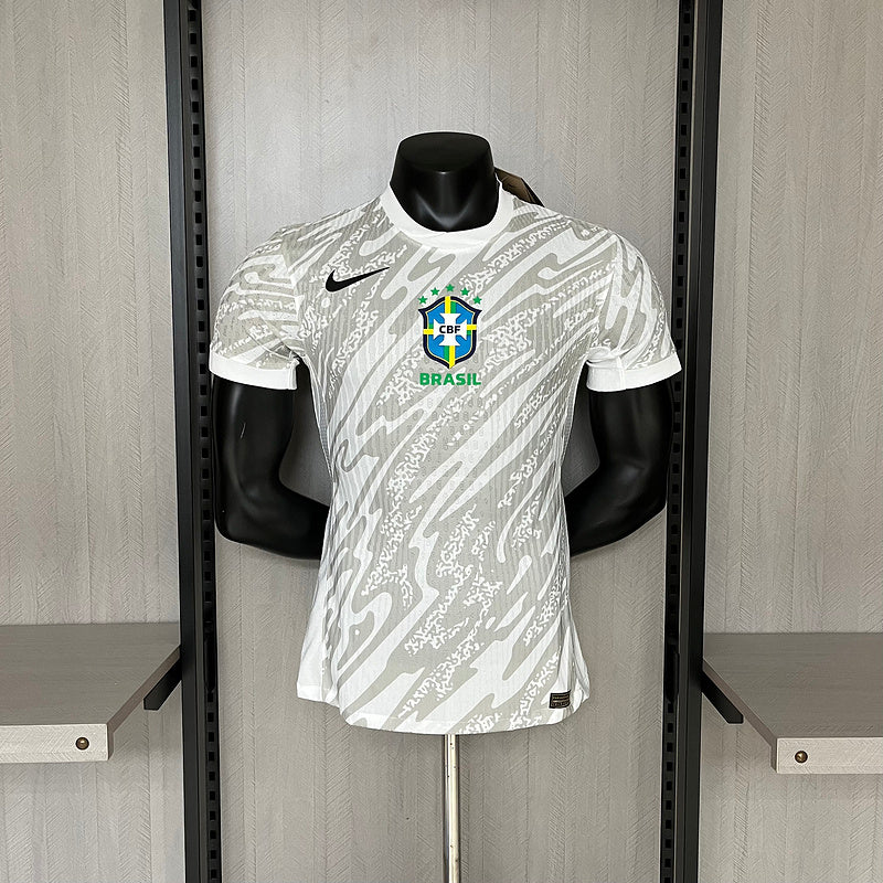CAMISETA BRASIL EDICIÓN ESPECIAL 24/25 HOMBRE (VERSIÓN JUGADOR)