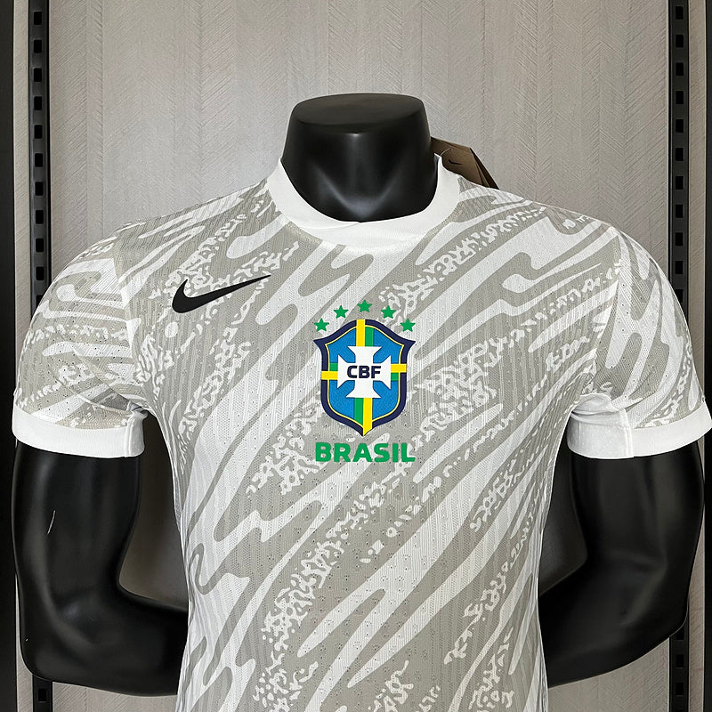CAMISETA BRASIL EDICIÓN ESPECIAL 24/25 HOMBRE (VERSIÓN JUGADOR)