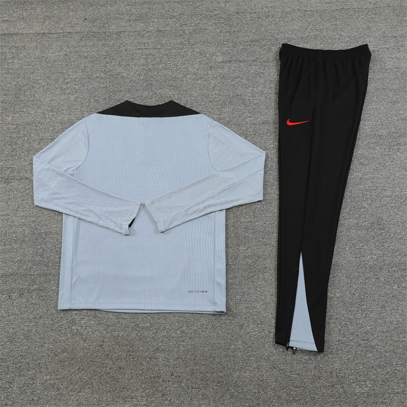 CONJUNTO LARGO KOREA ENTRENAMIENTO 24/25 HOMBRE