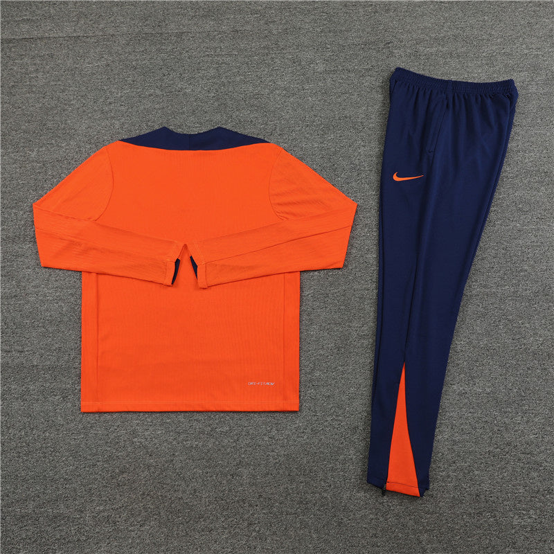 CONJUNTO LARGO HOLANDA ENTRENAMIENTO 24/25 HOMBRE