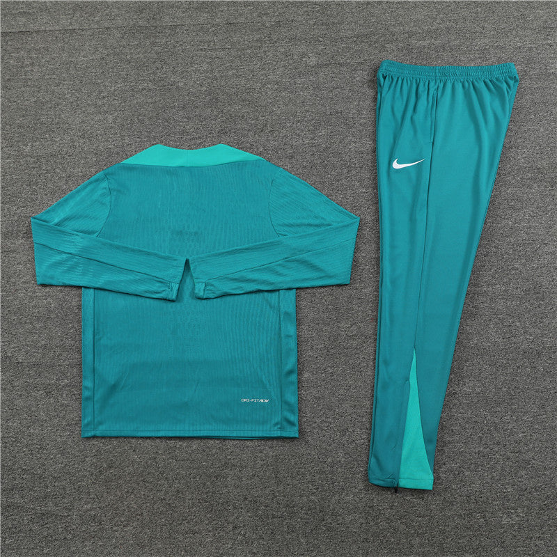 CONJUNTO LARGO PORTUGAL ENTRENAMIENTO 24/25 HOMBRE