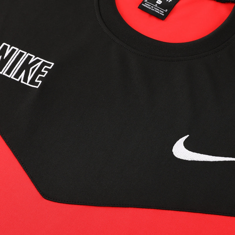 Conjunto de camiseta y pantalón corto Nike